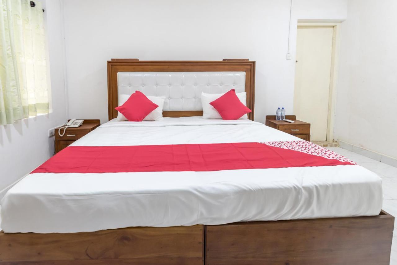 Oyo 102 Metro Marine Drive Hotel โคลอมโบ ภายนอก รูปภาพ