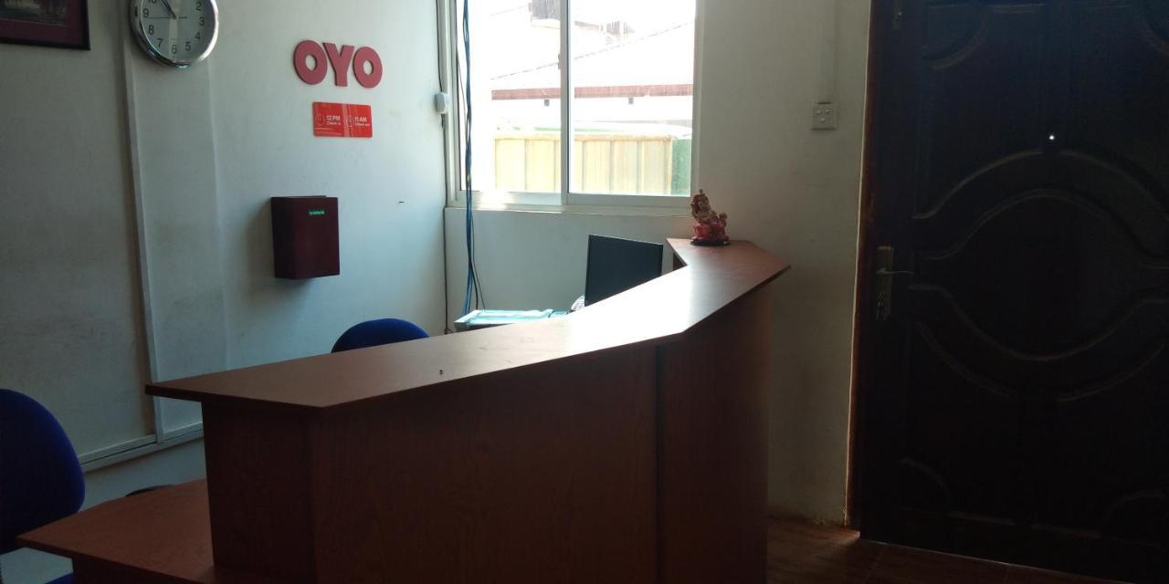 Oyo 102 Metro Marine Drive Hotel โคลอมโบ ภายนอก รูปภาพ